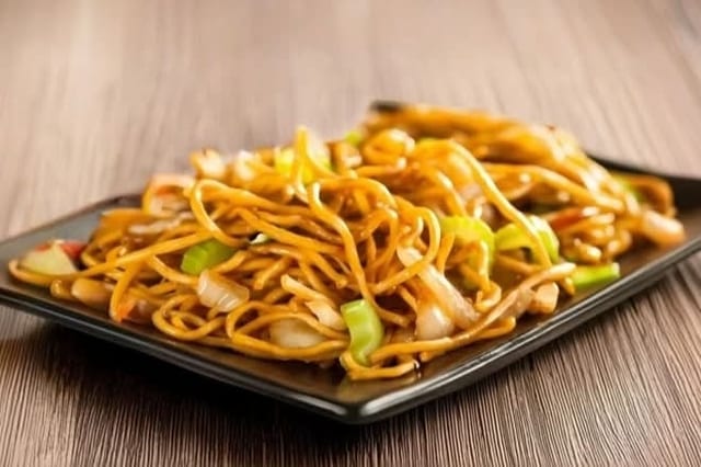L3. Pork Low Mein.